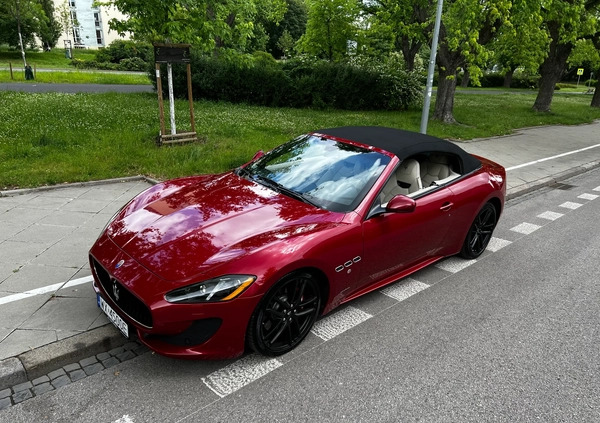 Maserati GranCabrio cena 299000 przebieg: 40700, rok produkcji 2015 z Warszawa małe 562